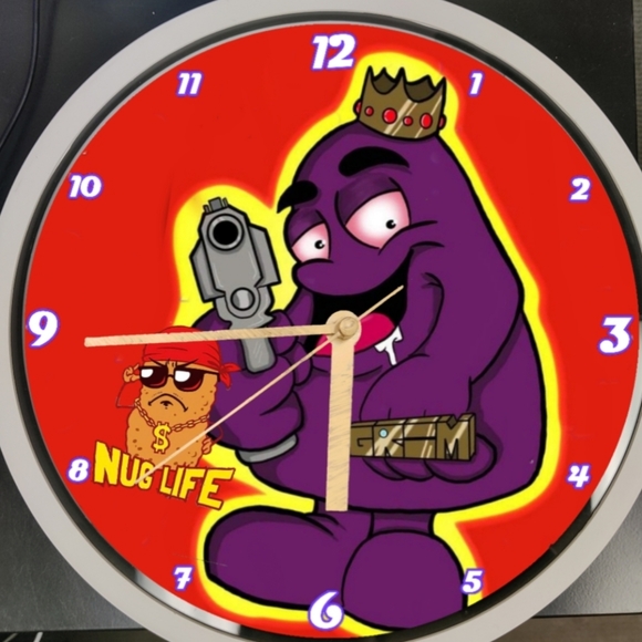 Chicken nugget and Grimace led dance light clock - Picture 2 of 4